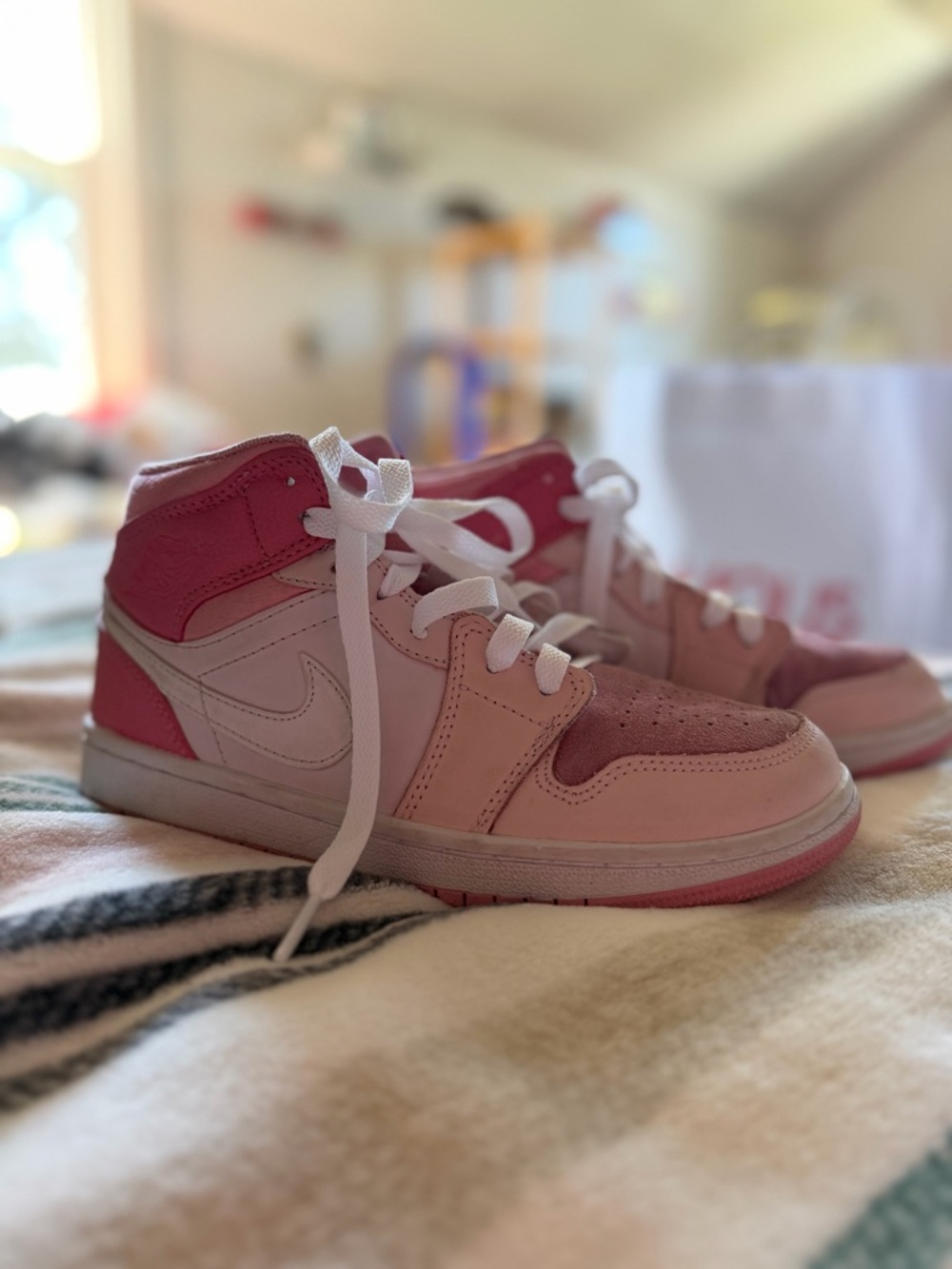 Kids Air Jordan Shoes - Pink